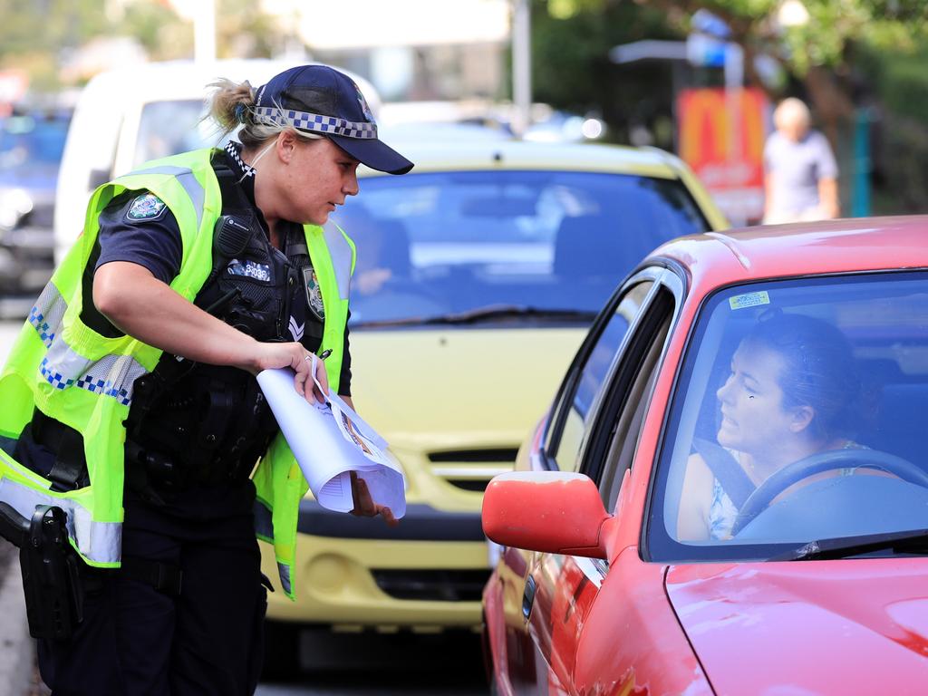 Police stop drivers at the Queensland-NSW border at Coolangatta. Picture: Scott Powick