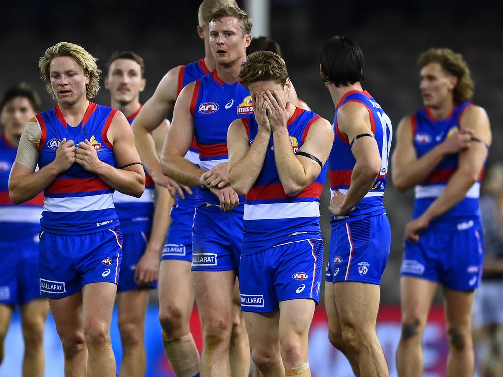 Port Adelaide Power vs. Western Bulldogs: AFL coach Luke Beveridge's  admission after narrow loss, top-four hopes | news.com.au — Australia's  leading news site