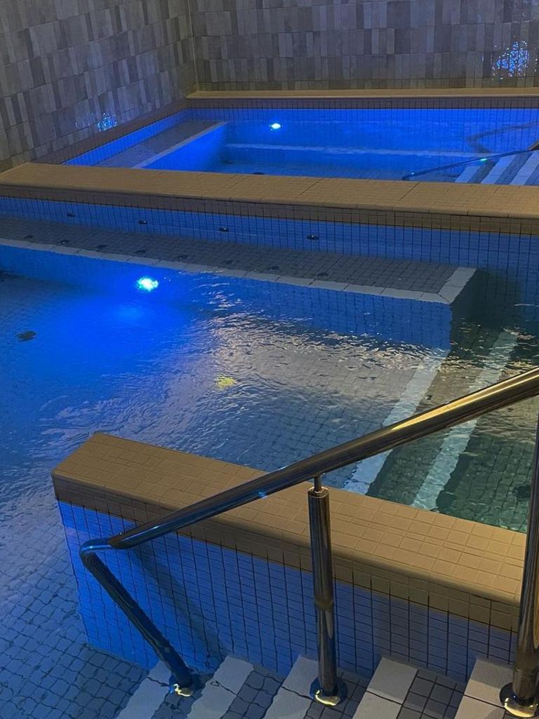 The spa and plunge pool. Picture: Instagram/@leighriley