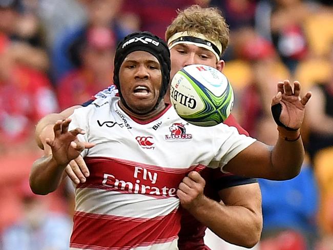 BRISBANE, AUSTRALIA - APRIL 28:  Marvin Orie of the Lions competes at the lineout during the round 11 Super Rugby match between the Queensland Reds and the Lions at Suncorp Stadium on April 28, 2018 in Brisbane, Australia.  (Photo by Bradley Kanaris/Getty Images)