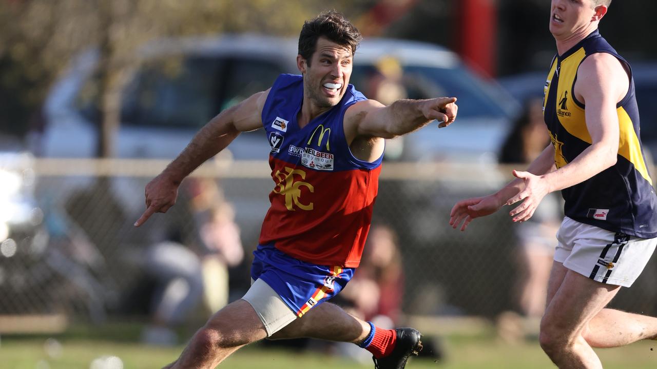 Former Richmond AFL player Alex Rance making a comeback playing for Seymour. Picture: Alex Coppel.