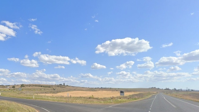 There are reports of two people trapped after a crash on the Cunningham Highway at Clintonvale, about 20km north east of Warwick.