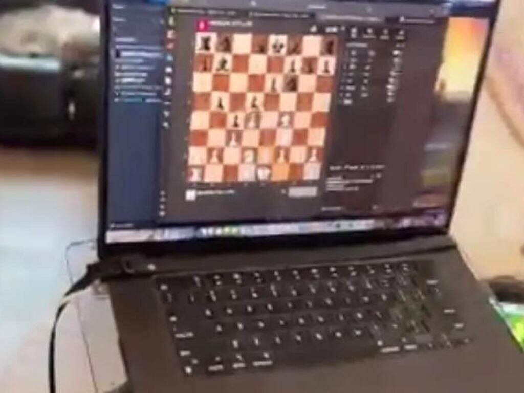 In the video, Arbaugh shows off his chess skills without ever touching the computer while also explaining how he learned to use the chip. Picture: X/neuralink