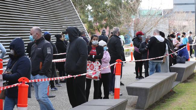 People line up for Covid tests in Caroline Springs. Picture: NCA NewsWire / David Crosling