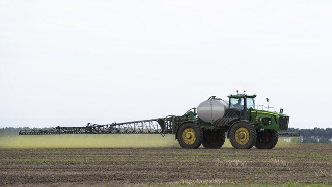 Crop spraying at sowing time with a boom spray. Picture: Dannika Bonser