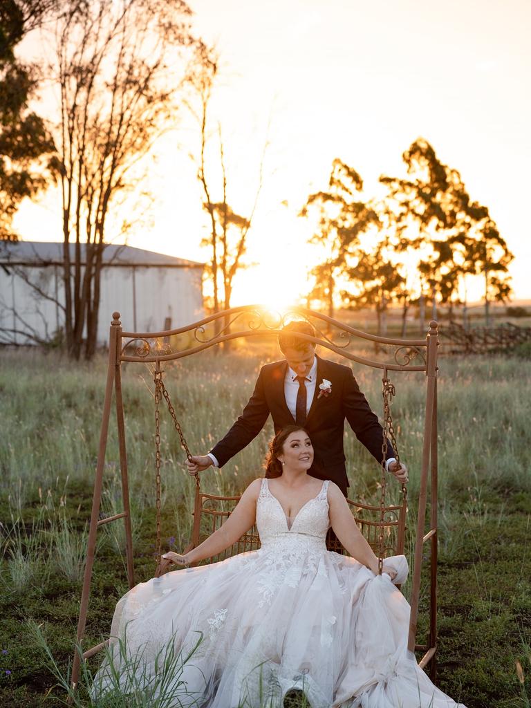 Kat Cherry Photographer captures the wedding of Dylan and Kala Aberfeldy.