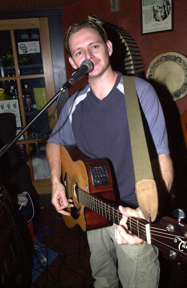 Tim Carter at O'Malleys, 2000.