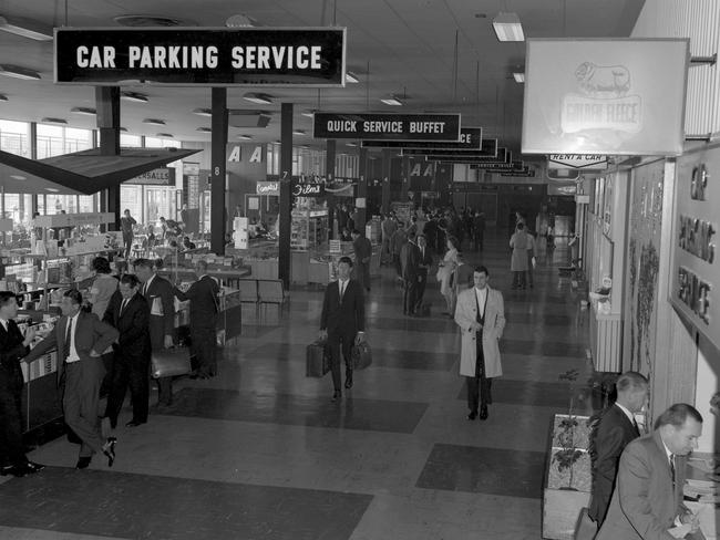 Essendon Airport: How Melbourne outgrew its first international gateway ...