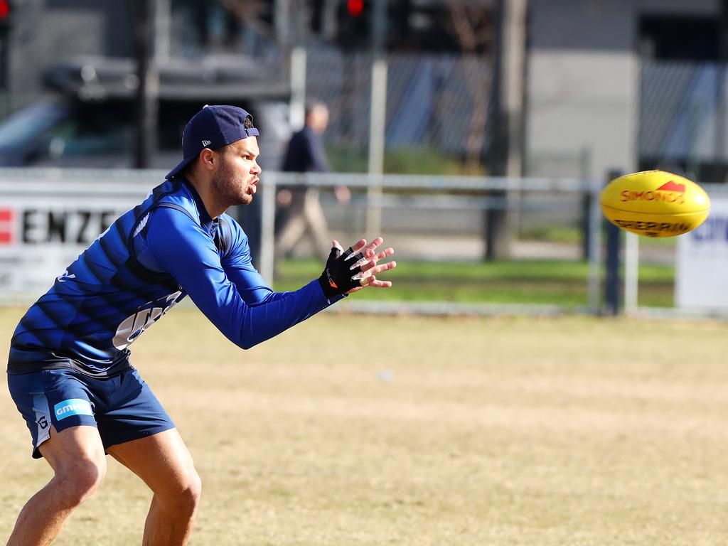 Brandan Parfitt has been using a glove at training. Picture: Alison Wynd