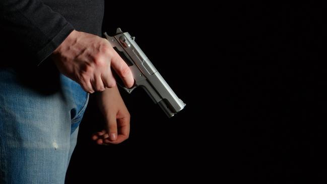 A Granite Belt dad has threatened to shoot his six-year-old daughter before assaulting a police officer during a violent rampage at his family home. Photo: iStock