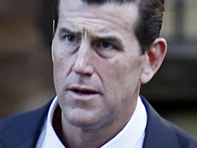 SYDNEY, AUSTRALIA - NewsWire Photos JULY 26, 2022: Ben Roberts-Smith, decorated soldier suing Nine over reports of alleged war crimes arrives at Federal Court. Picture: NCA NewsWire / Dylan Coker