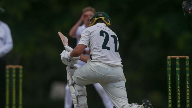 AIC First XI cricket between Villanova College and St Laurence photos by Stephen Archer