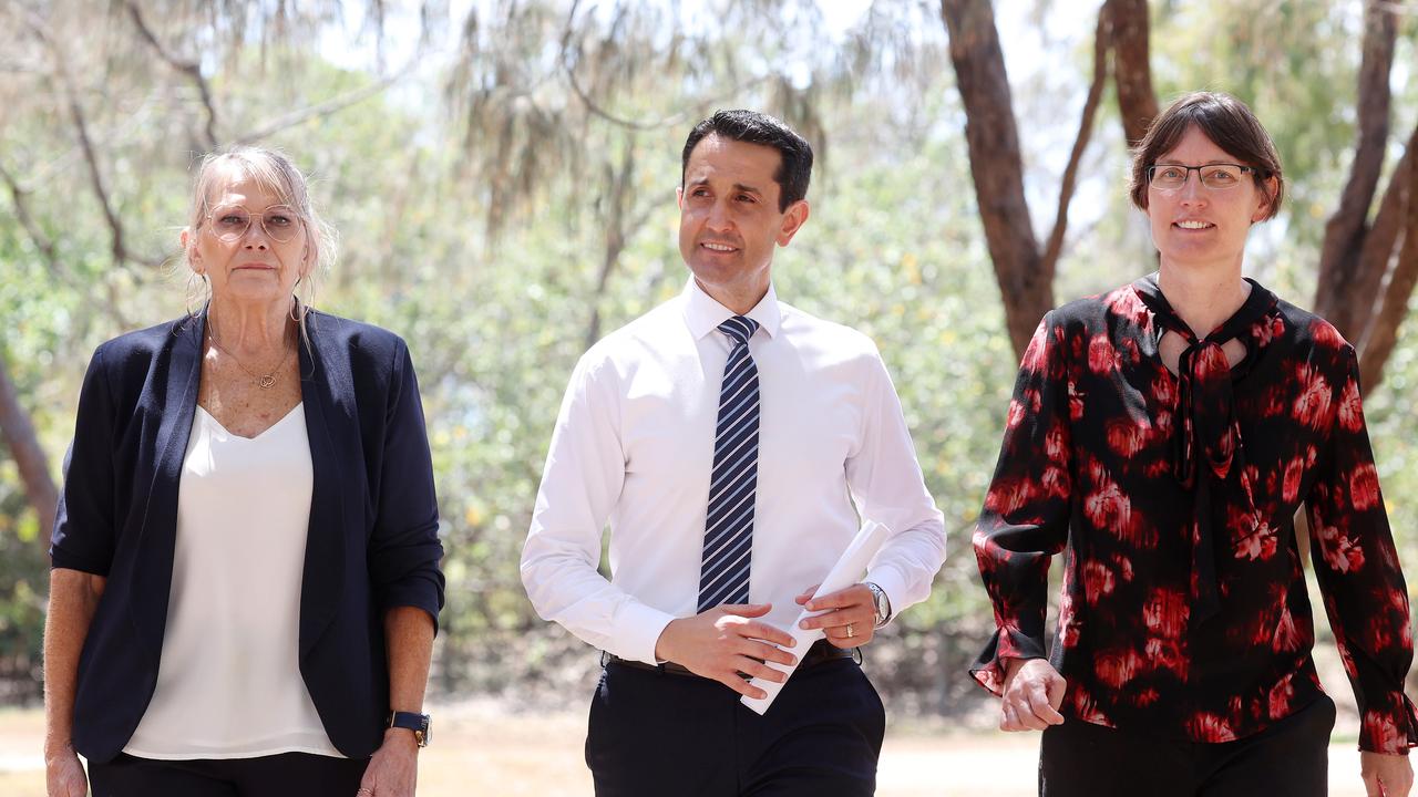 Shandee Blackburn’s mother Vicki Blackburn, Leader of the Opposition David Crisafulli and Dr Kirsty Wright during a media conference in Mackay. Picture: Liam Kidston.