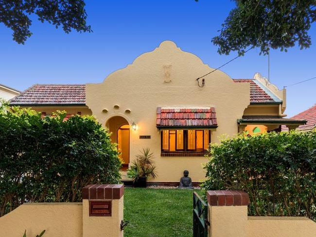 REAL ESTATE: This house at 19 Glenlyon Dr, Ashgrove, is for sale.