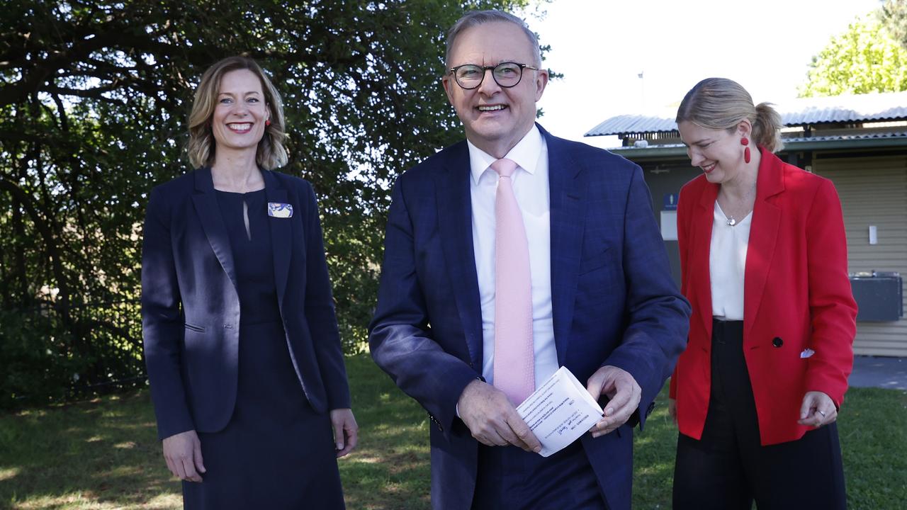 Prime Minister Anthony Albanese in Sorell to announce Rebecca White former state leader of Labor as the Lyons Labor candidate for the next federal election. Picture: NewsWire / Nikki Davis-Jones