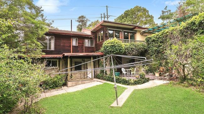 2 Talpa Cl was the most viewed property on realestate.com.au in NSW this week.