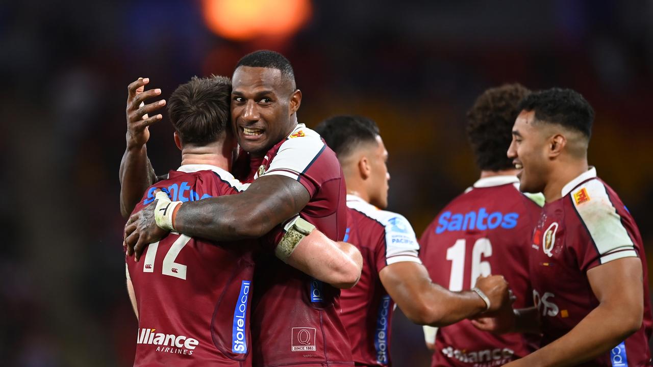 Suliasi Vunivalu (centre) and the Queensland Reds have started the season well. Picture: Albert Perez/Getty Images