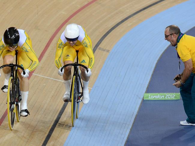 Australia's Kaarle McCulloch (left) and Anna Meares ride during the qualifying round of the Olympic Games Women's Team Sprint in London, Thursday, Aug. 2, 2012. (AAP Image/Dave Hunt) NO ARCHIVING