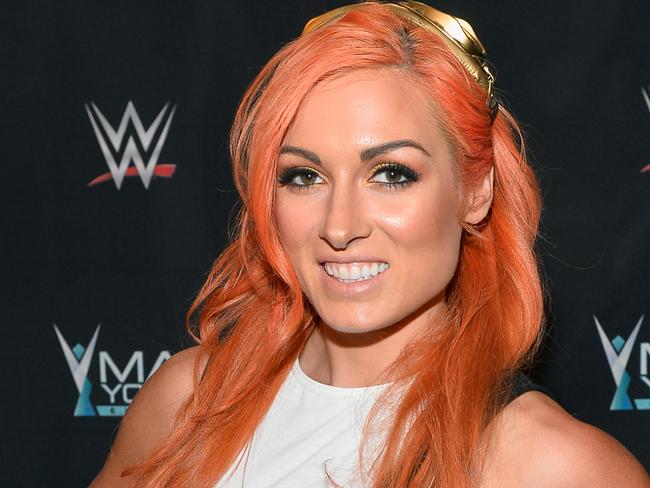 Wwe Wrestlemania 34 Becky Lynch Conor Mcgregor Would Succeed In Wwe 9007