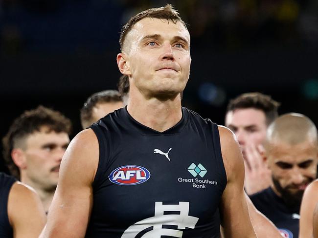 MELBOURNE, AUSTRALIA - MARCH 13: Patrick Cripps of the Blues looks dejected after a loss during the 2025 AFL Round 01 match between the Richmond Tigers and the Carlton Blues at the Melbourne Cricket Ground on March 13, 2025 in Melbourne, Australia. (Photo by Michael Willson/AFL Photos via Getty Images)