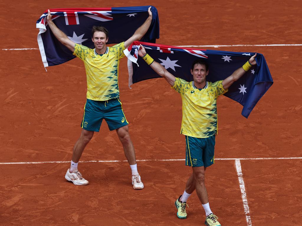 Matthew Ebden and John Peers win Olympic gold in the Final of the Mens Doubles tennis at Roland-Garros. Picture: Adam Head