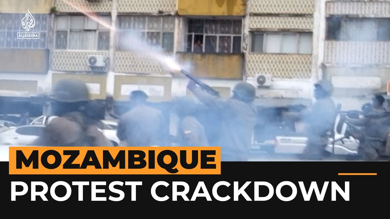 Mozambique Police Crack Down On Protesters Alleging Election Fraud ...