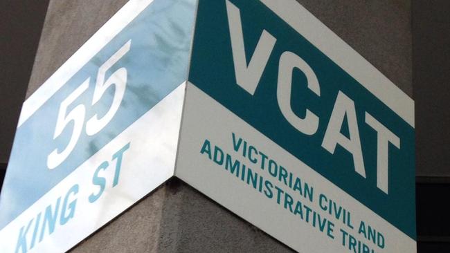 A VCAT tribunal has slammed a former osteopath for crossing professional boundaries.