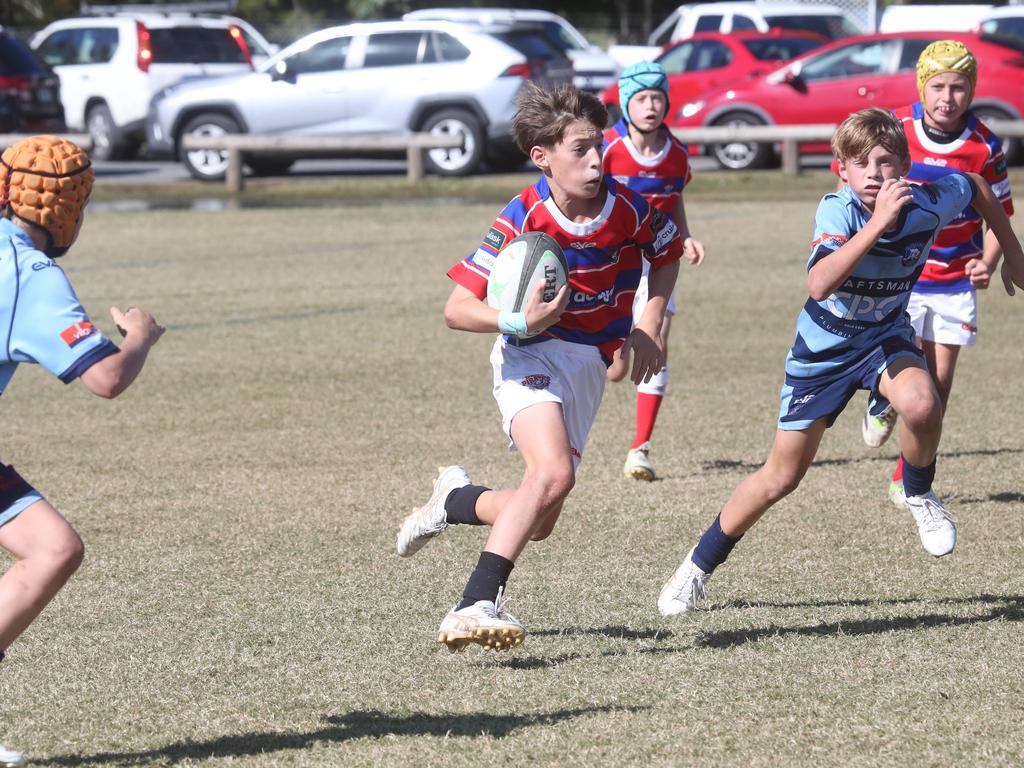 GCDRU juniors. Helensvale Hogs vs. Bond Pirates U 12's. 14 July 2024 Miami Picture by Richard Gosling