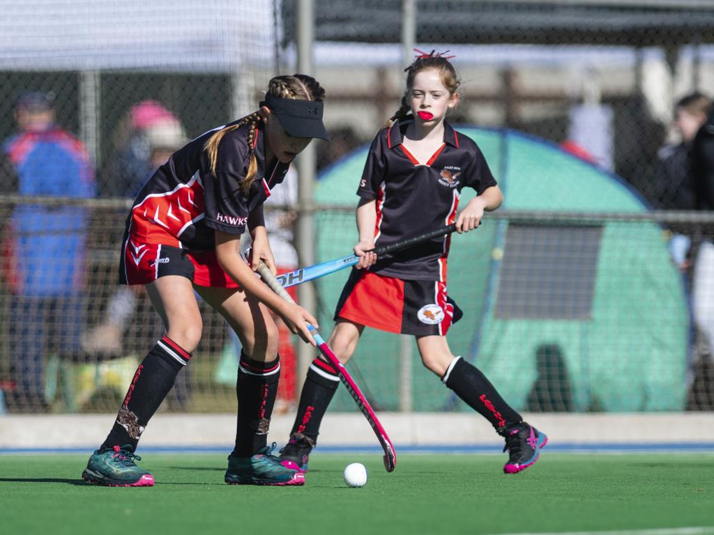 Caesia Johnson with the ball for Past High against Rangeville in under-11 girls Presidents Cup hockey at Clyde Park, Saturday, May 27, 2023. Picture: Kevin Farmer