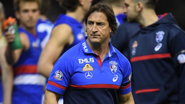 Bulldogs coach Luke Beveridge says if there are compensation picks, he’d prefer they were later in the first round. Pic: AAP