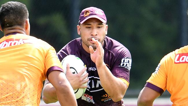 Jamil Hopoate will come in for Tevita Pangai Jr. Photo: AAP Image/Dan Peled