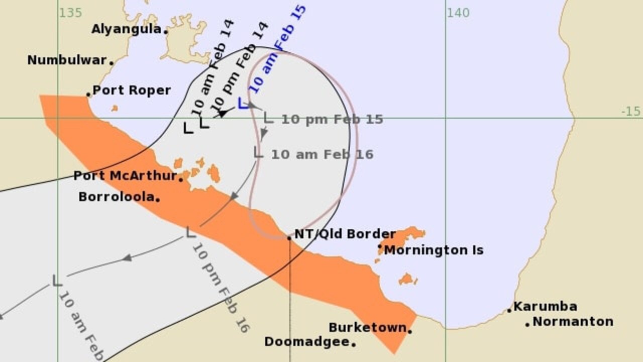 Tropical Low 07U likely to bring strong winds and heavy rainfall to the southern Gulf of Carpentaria coast tonight and during Friday. Issued at 11:00am AEST Thursday 15 February 2024 by BOM.