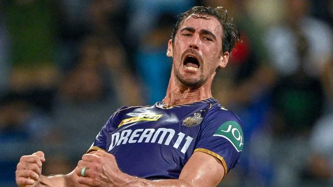 Mitchell Starc took a pay cut but will still earn A$2.14 million with the Delhi Capitals. He won last year’s IPL with Kolkata Knight Riders. (Photo by INDRANIL MUKHERJEE / AFP)