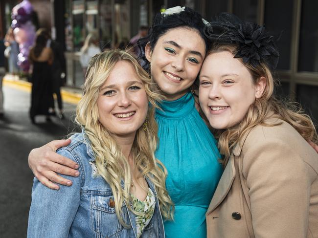 At Weetwood raceday are (from left) Emily Hinz, Lisa Rixon and Jessica Kuhn at Clifford Park, Saturday, September 28, 2024. Picture: Kevin Farmer