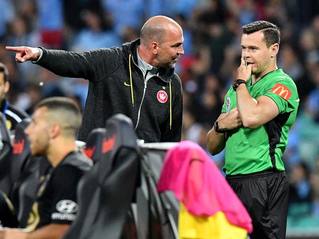 Wanderers head coach Markus Babbel (left) is seen reacting to the VAR during the Round 2 A-League match between Sydney FC and Western Sydney Wanderers at Sydney Cricket Ground in Sydney, Saturday, October 27, 2018. (AAP Image/Brendan Esposito) NO ARCHIVING, EDITORIAL USE ONLY