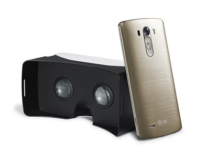 LG's VR for G3 virtual reality headset.