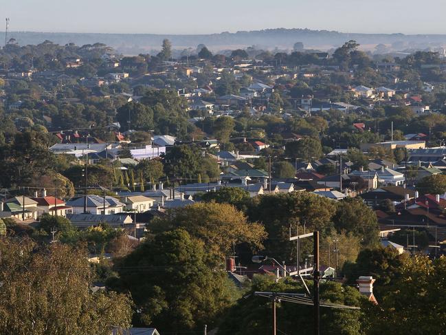 ADELAIDE, AUSTRALIA - Advertiser Photos FEBRUARY 25, 2022: The View from Botanic Park, over looking the city of Mount Gambier, SA. Picture Emma Brasier