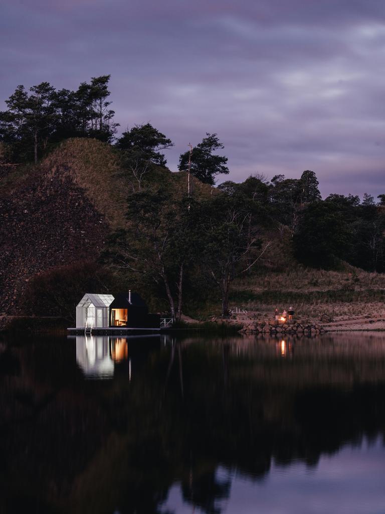 Floating Sauna, Derby, Tasmania. Designed by Licht Architecture. Built by Nigel Reeves. A shortlisted entry in the Tasmanian Architecture Awards. Photo by Anjie Blair.