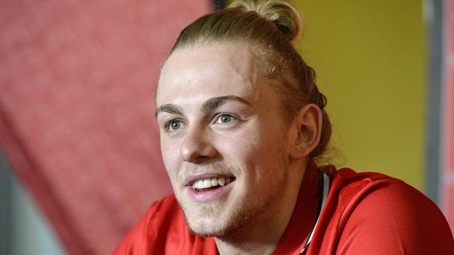 Perth Wildcats unveil new recruit Hugh Greenwood in 2015.