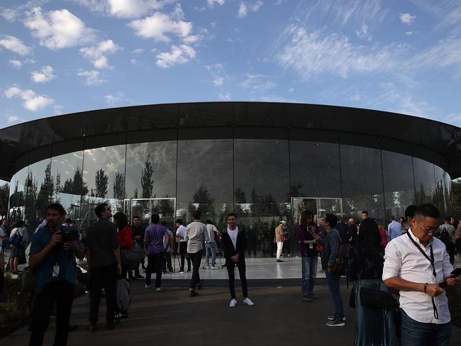 CUPERTINO, CA - SEPTEMBER 12: A view of the Steve Jobs Theatre at Apple Park on September 12, 2017 in Cupertino, California. Apple is holding their first special event at the new Apple Park campus where they are expected to unveil a new iPhone.   Justin Sullivan/Getty Images/AFP == FOR NEWSPAPERS, INTERNET, TELCOS & TELEVISION USE ONLY ==