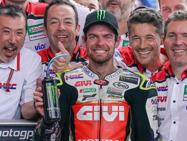 Cal Crutchlow has signed a contract extension with LCR and Honda.