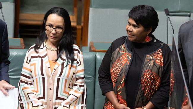 Marion Scrymgour (right) has called for a national cabinet to be convened. Picture: NCA NewsWire / Gary Ramage