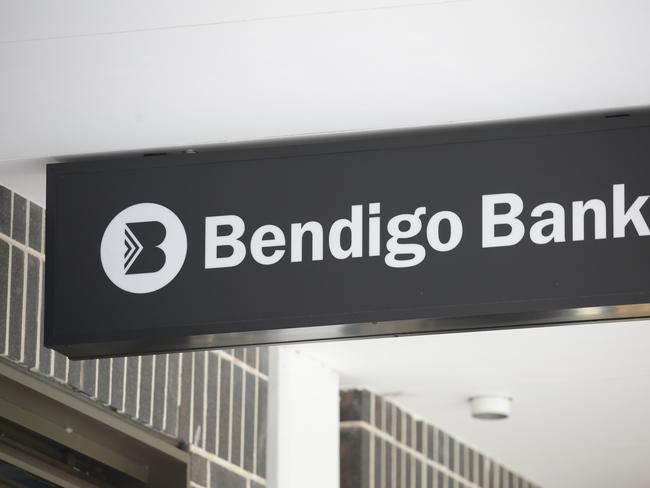 Career armed robber Jason Comer robbed the Bendigo Bank in Geelong West, just 16 months after being released from prison.