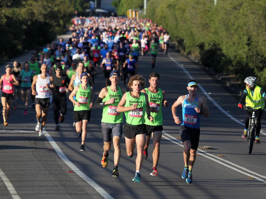 PHOTOS Thousands run in Bay to Bay Daily Telegraph