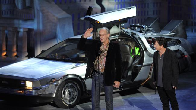 Actors Christopher Lloyd (L) and Michael J Fox accept the 25th Anniversary award for the film 'Back To The Future' at the Scream Awards in Los Angeles, California 16/10/2010.