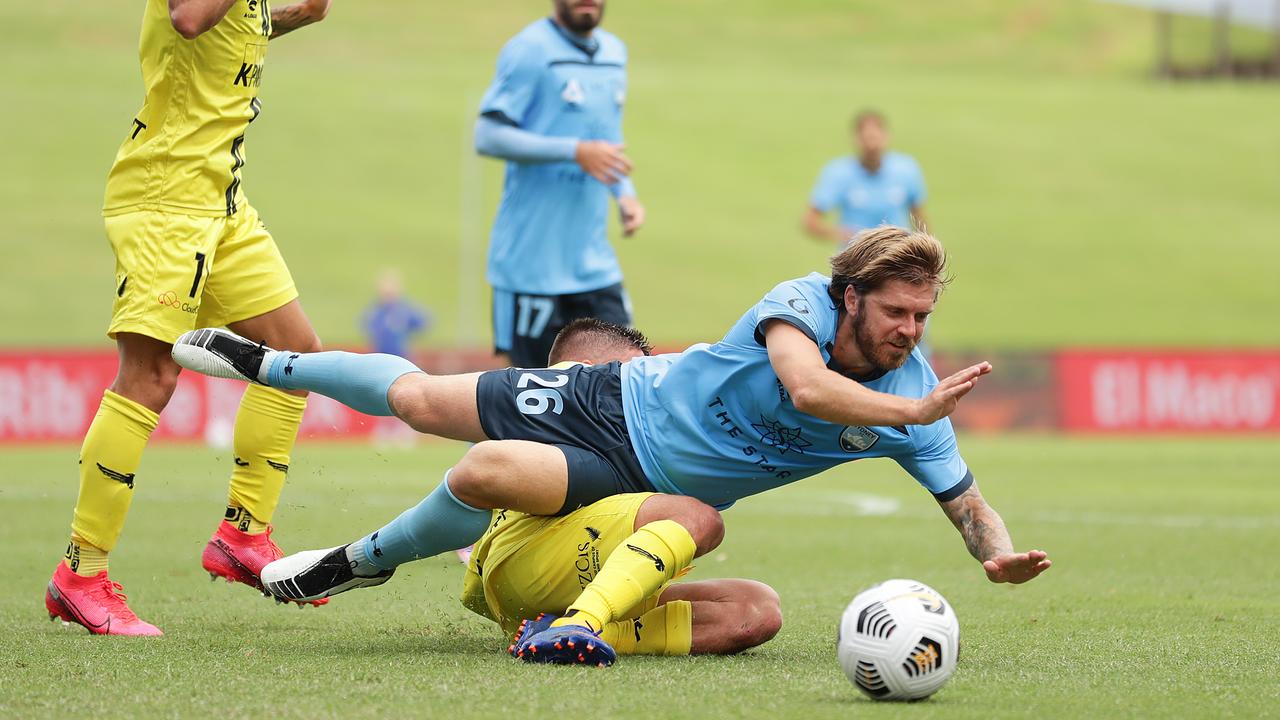 A-League: Sydney FC Defeats Wellington Phoenix, Tom Juric, Macarthur ...