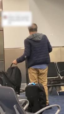 Man spends 6 hour layover playing hilarious prank on passengers