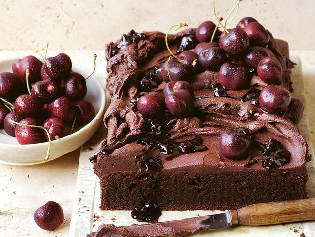 Black forest cakes have to be some of the most romantic cakes around.