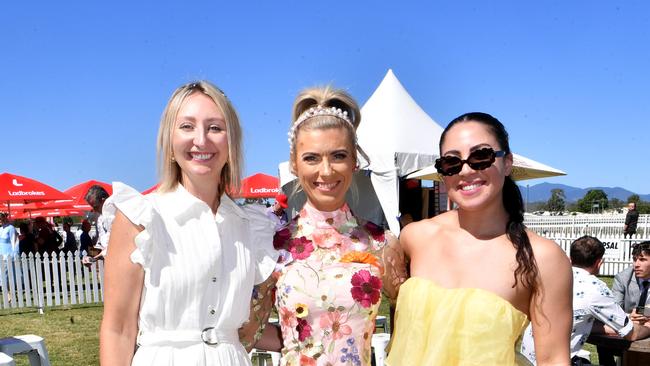 Ladies Day socials at Cluden. Kristy Riddoch, Jacqi Bryson and Latifah Pascoe. Picture: Evan Morgan