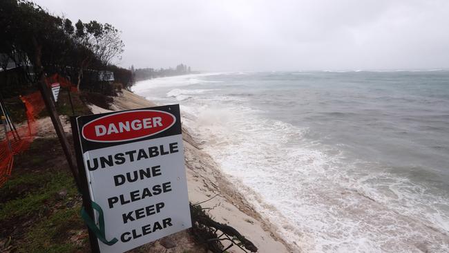 Warning sign at Byron Bay. Picture : Jason O'Brien